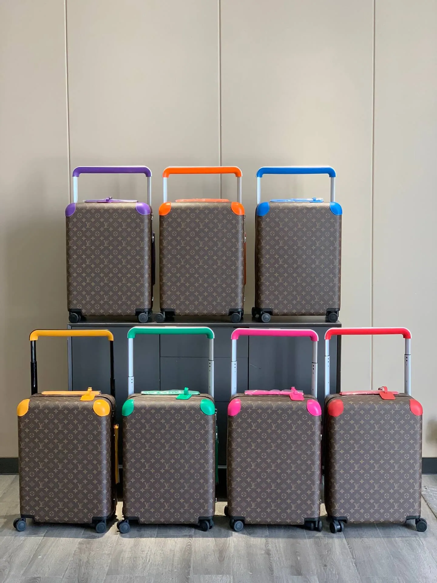 Louis Vuitton Horizon 55 Rolling Suitcase ( 8 Colors )