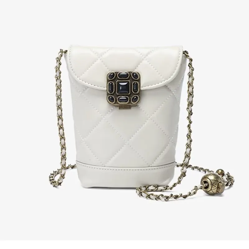 Modish Chic Hasp Shoulder Bag