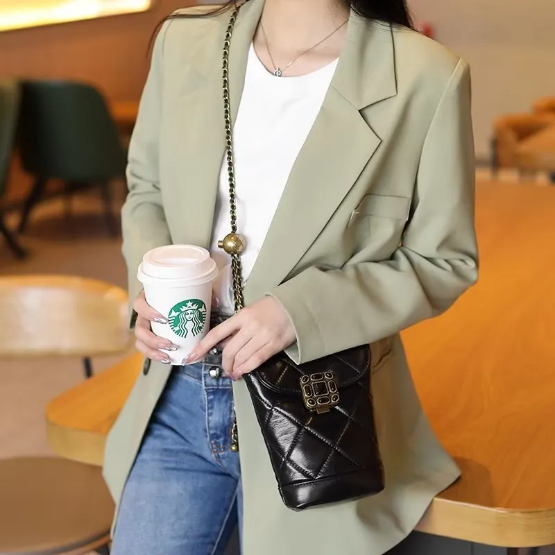 Modish Chic Hasp Shoulder Bag