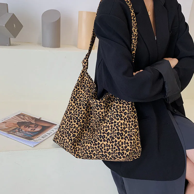 Stylish Women's Leopard Print Shoulder Bag | Large Capacity Fashion Statement